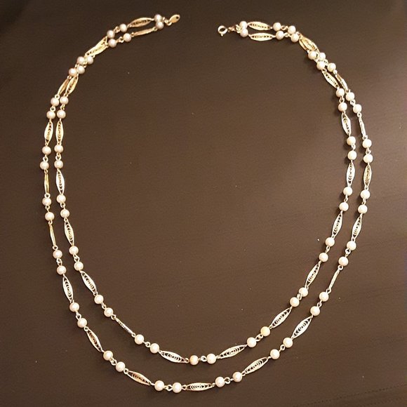 Vintage Pearl and Goldtoned Double Strand Necklace Signed TRIFARI - Picture 1 of 6